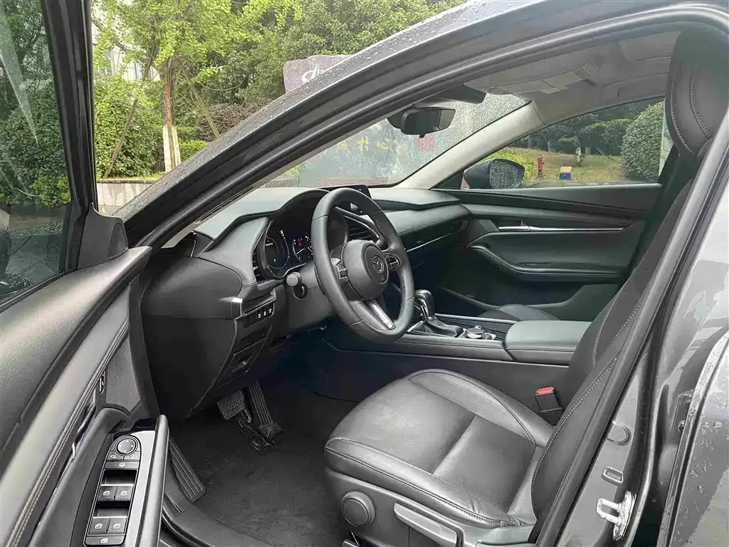 Mazda 3 Axela 2022 из CN, фото 9