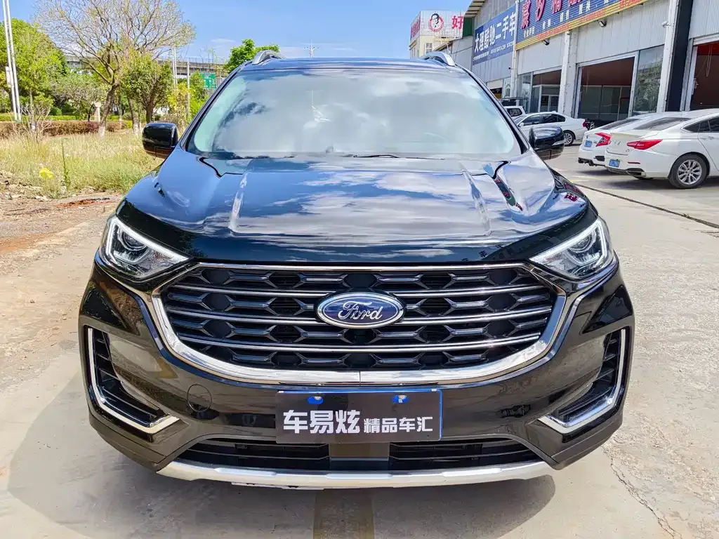 Ford Edge — фото 7
