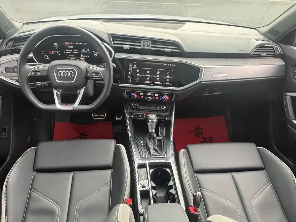 Audi Q3 2023 из CN, фото 7