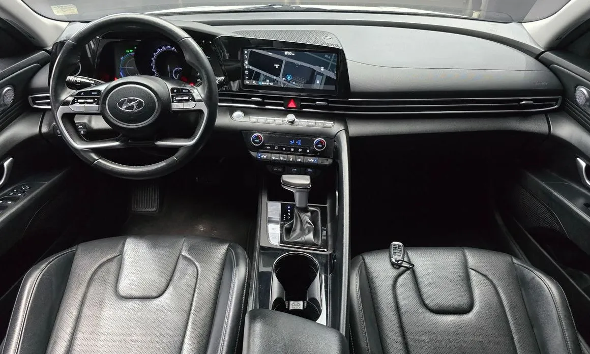 Hyundai AVANTE 2023 из KR, фото 10
