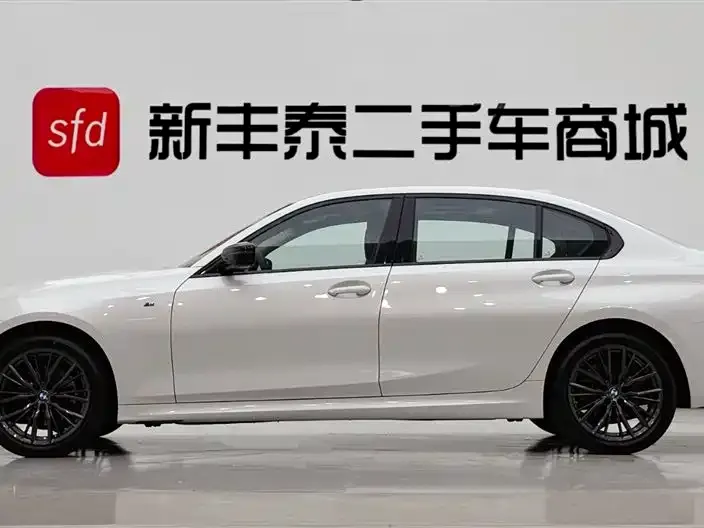 BMW 3 Series 2023 из CN, фото 3
