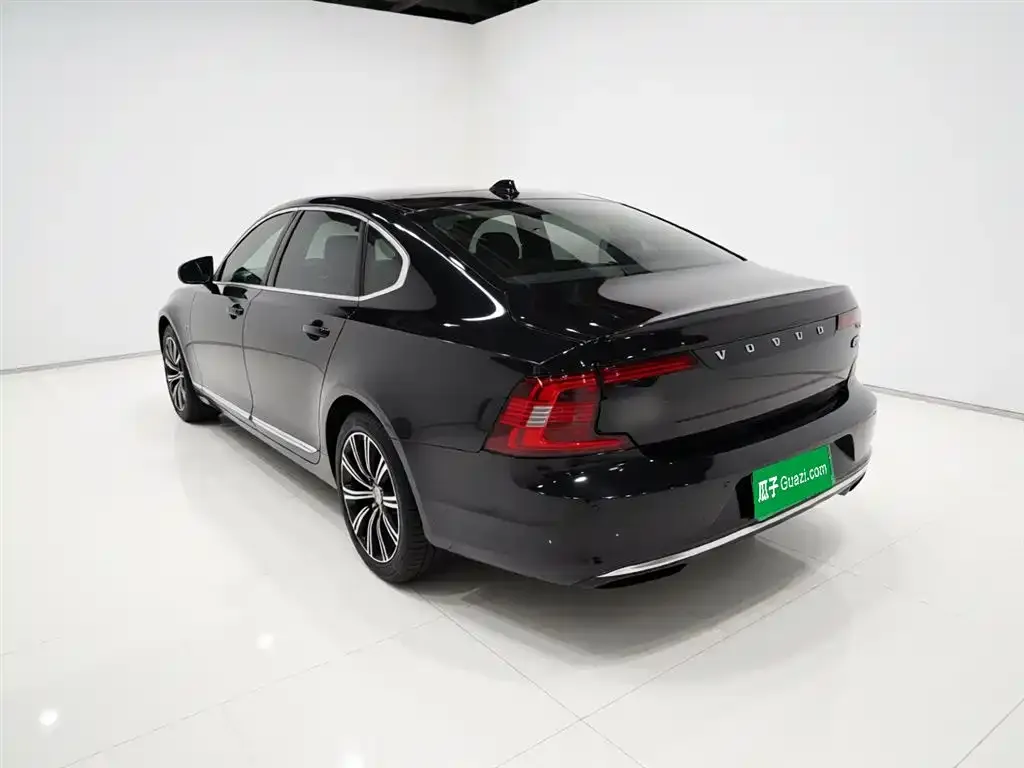 Volvo S90 PHEV 2021 из CN, фото 4