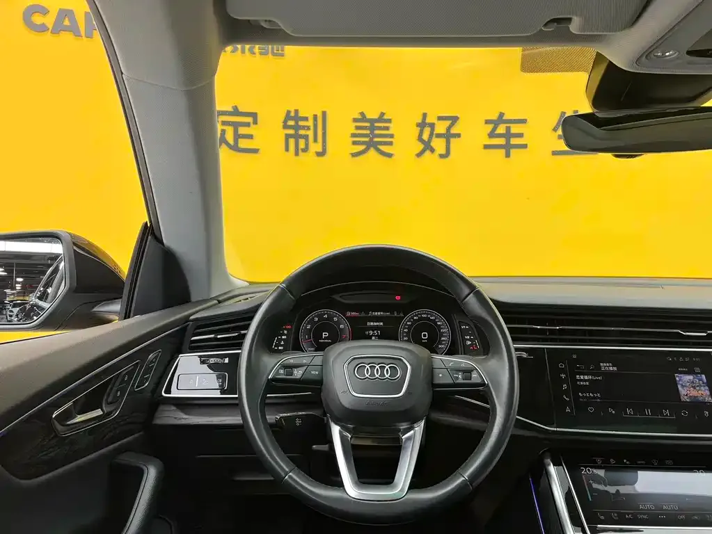 Audi Q8 — фото 5
