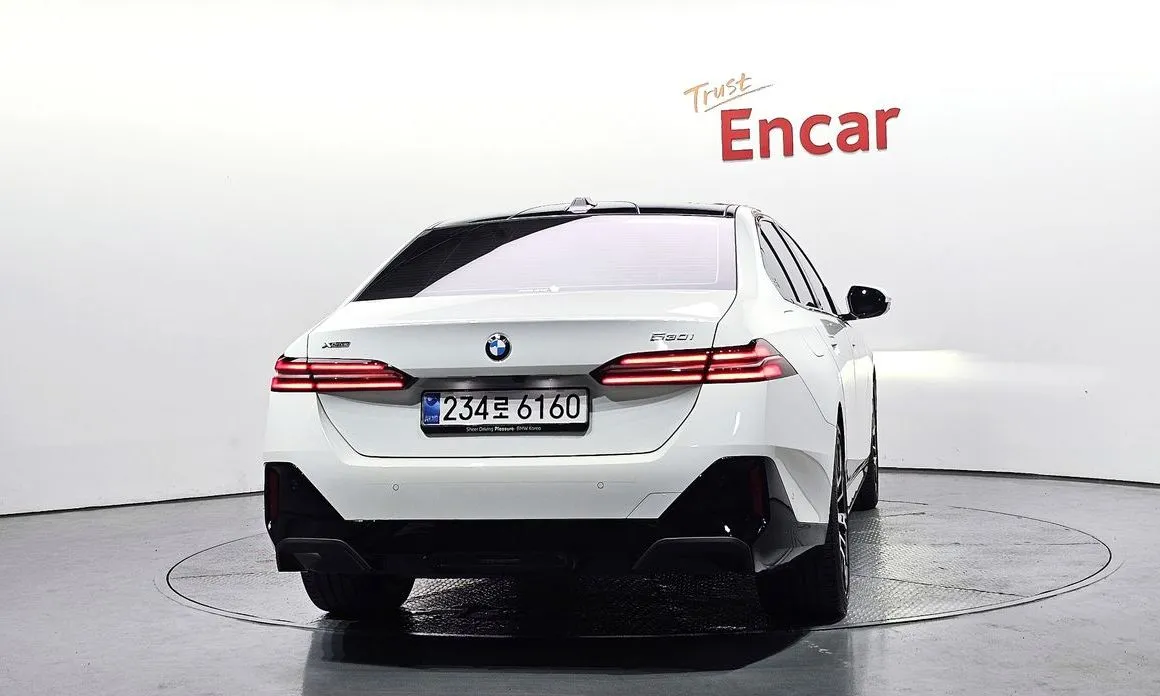 BMW 5-Series 2025 из KR, фото 4