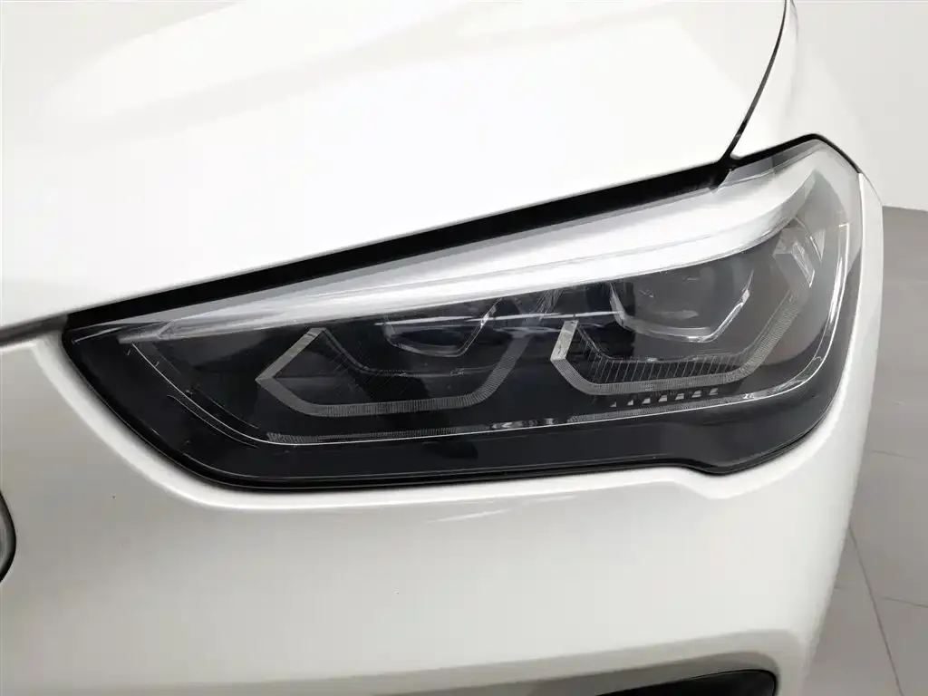 BMW X1 2021 из CN, фото 10