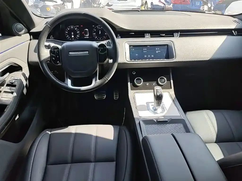 Land Rover Evoque — фото 6