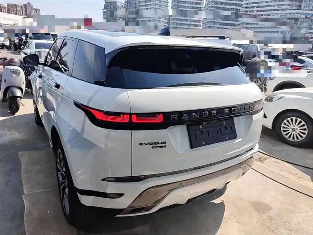 Land Rover Evoque — фото 8
