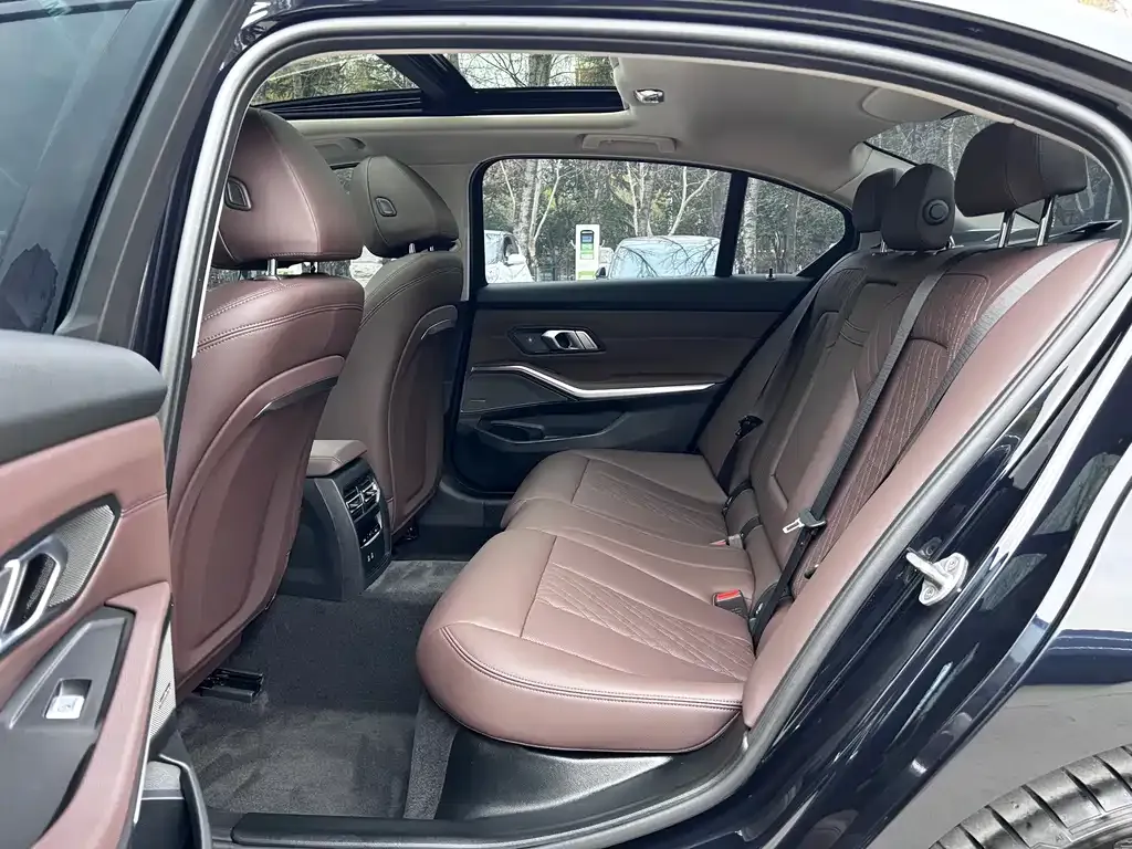 BMW 3 Series — фото 10