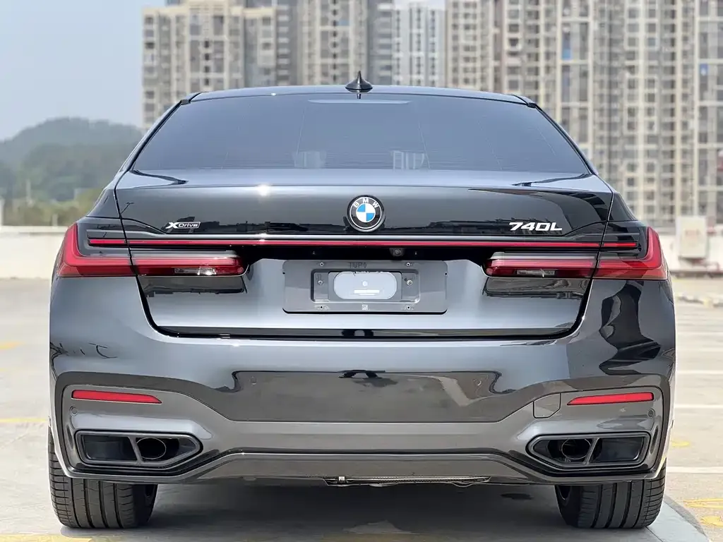 BMW 7 Series 2023 из CN, фото 7