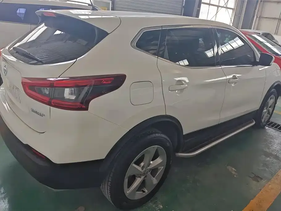 Nissan Qashqai — фото 3