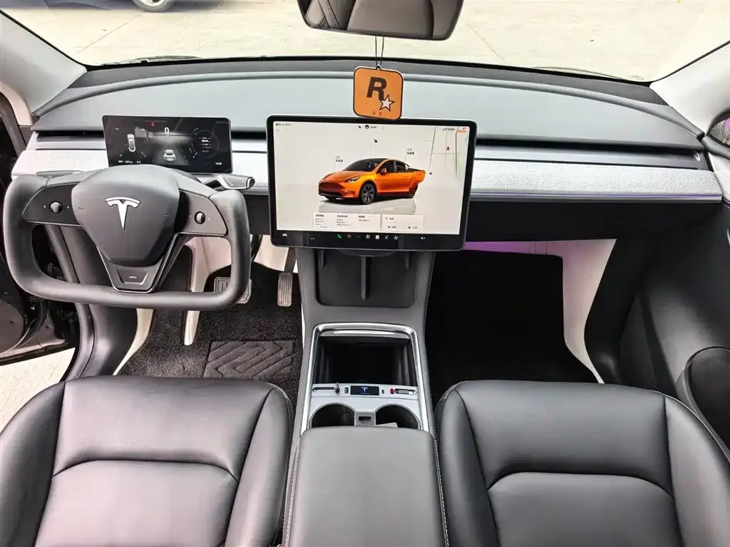 Tesla Model Y 2023 из CN, фото 7