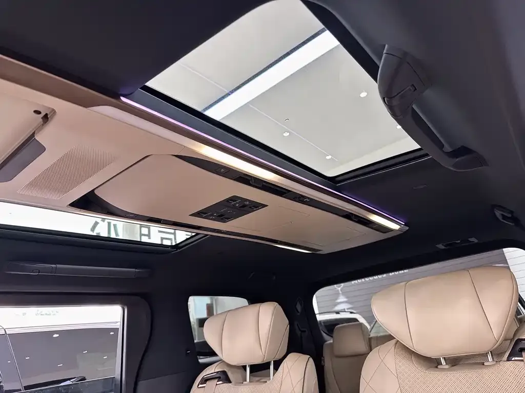 Toyota Vellfire — фото 5
