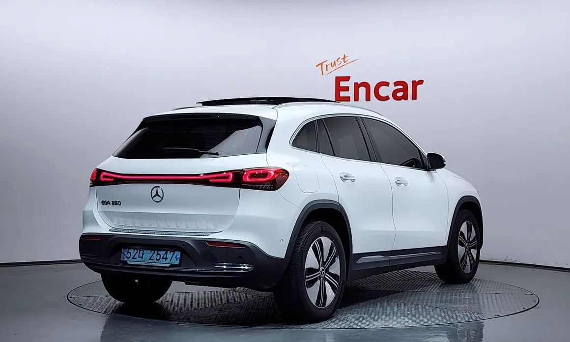 Mercedes-Benz EQA 2023 из KR, фото 3