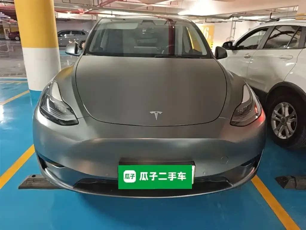 Tesla Model Y — фото 9