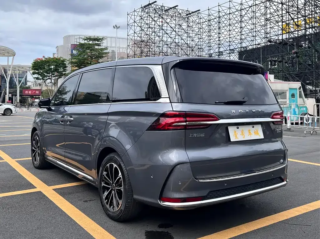 Roewe iMAX8 — фото 10
