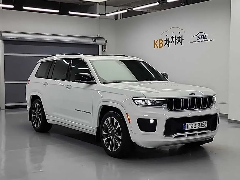 Jeep Cherokee — фото 10