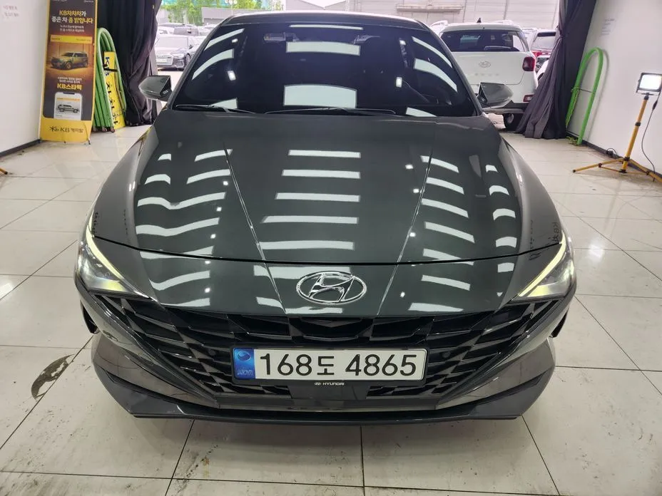 Hyundai AVANTE — фото 1