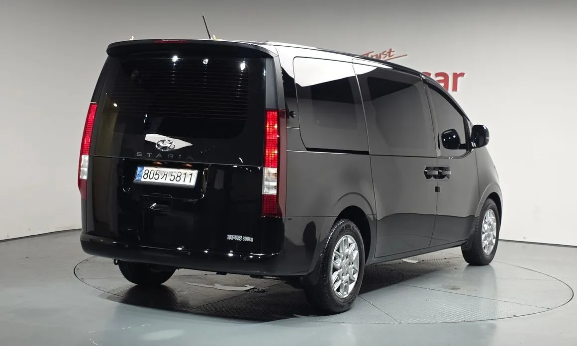 Hyundai Staria 2023 из KR, фото 2