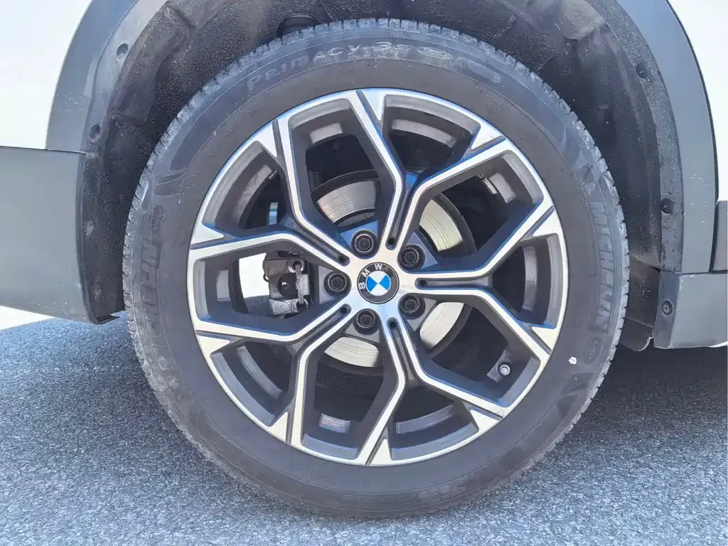 BMW X1 — фото 10