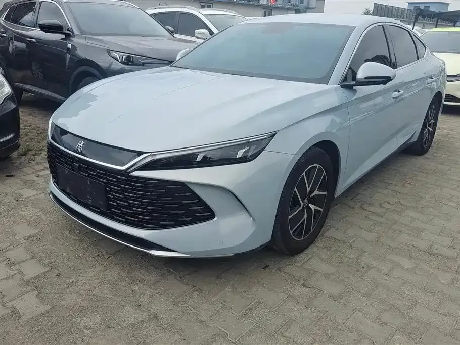 BYD Qin L — фото 1