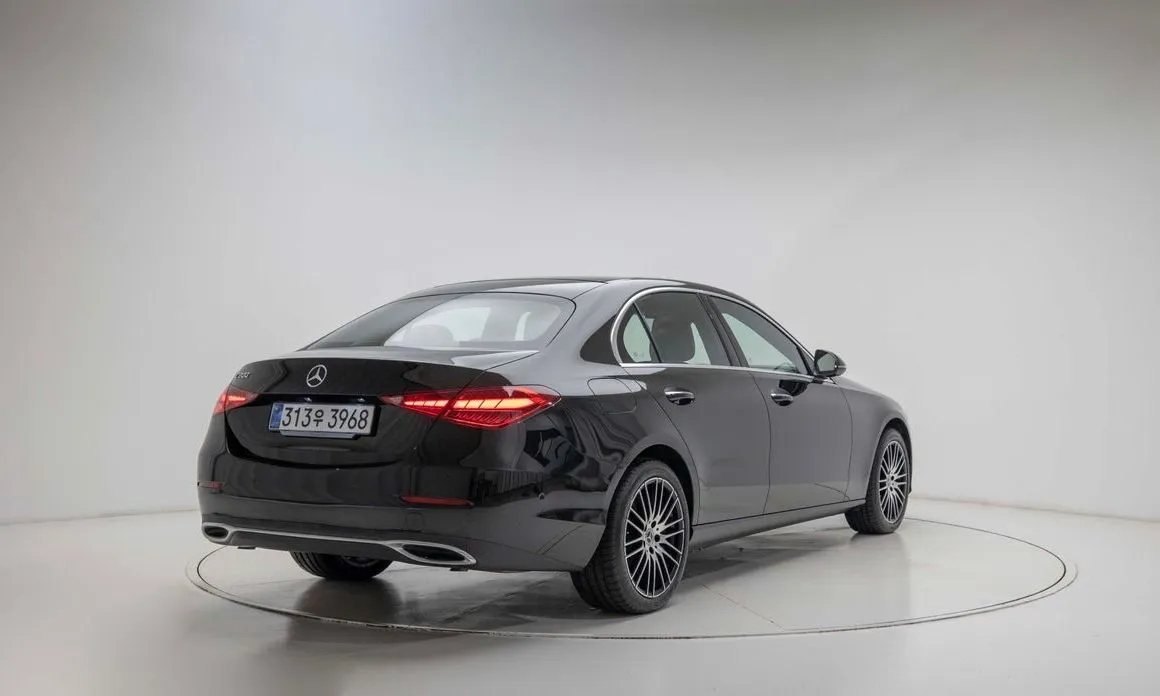 Mercedes-Benz C-Class 2025 из KR, фото 4