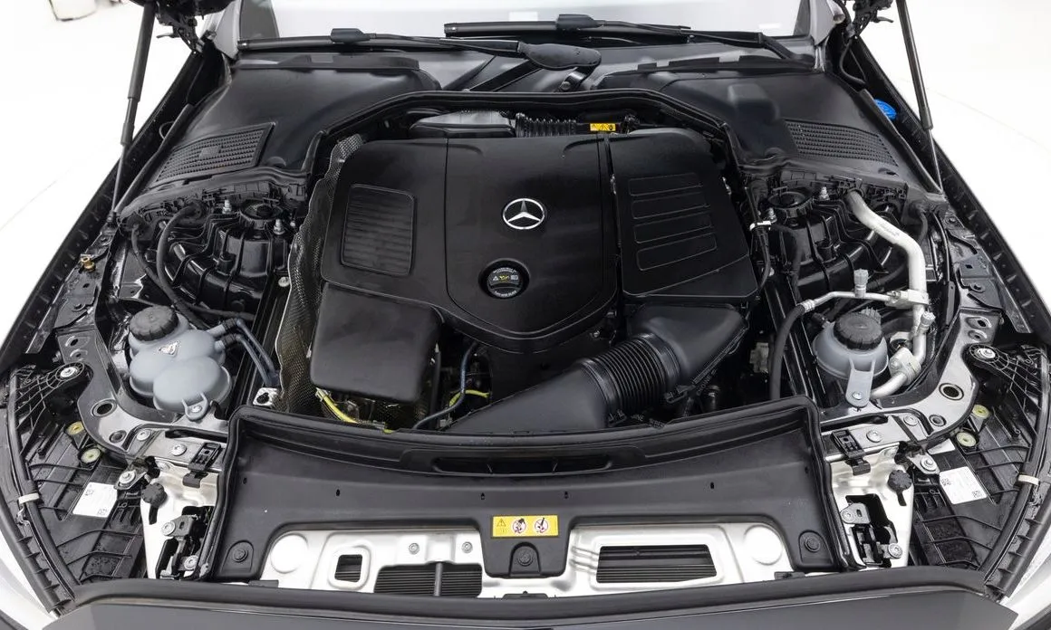 Mercedes-Benz C-Class 2025 из KR, фото 9