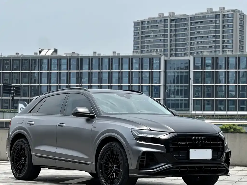 Audi Q8 2021 из CN, фото 6