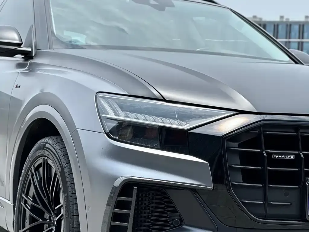 Audi Q8 2021 из CN, фото 5