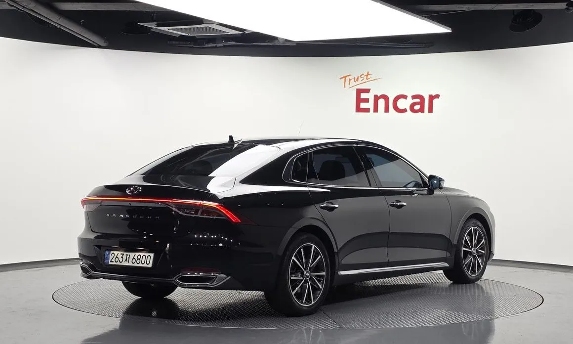 Hyundai Grandeur 2022 из KR, фото 4