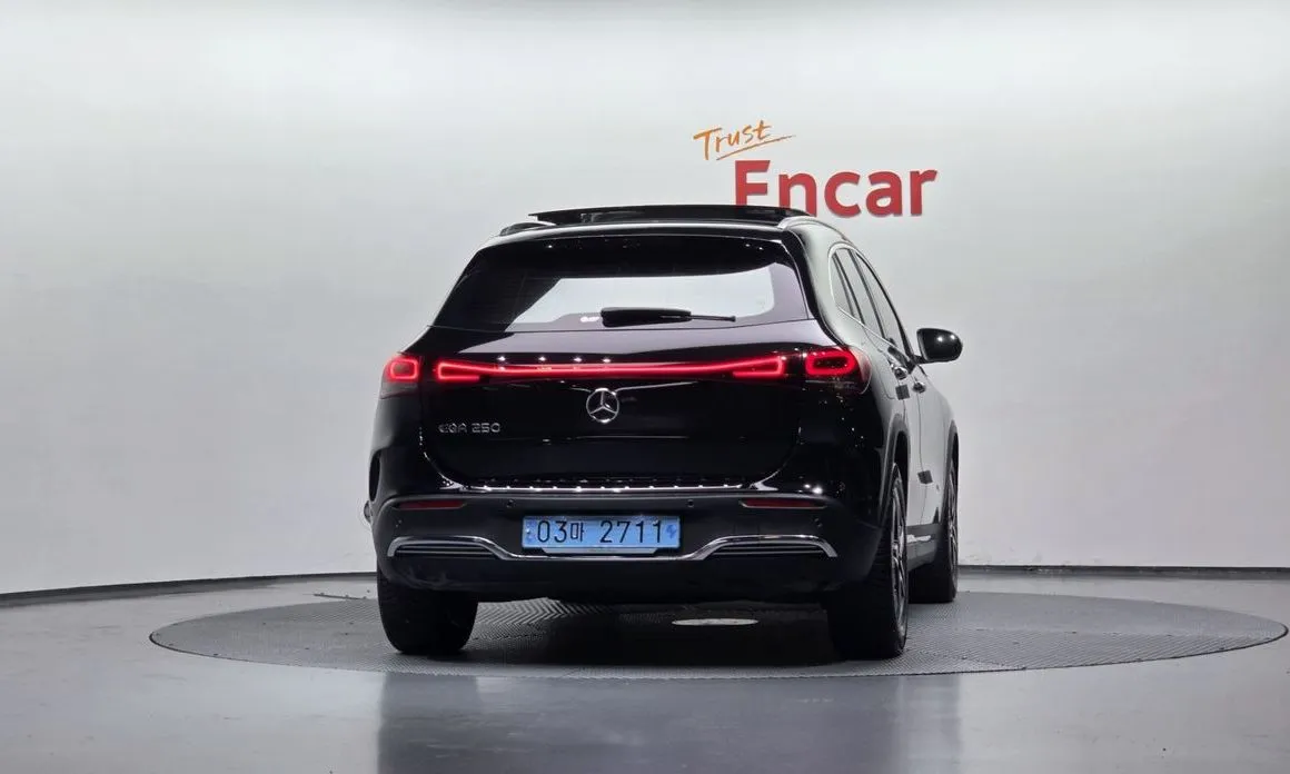 Mercedes-Benz EQA 2022 из KR, фото 2