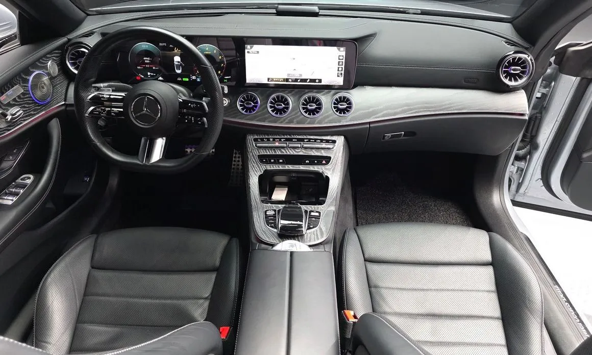 Mercedes-Benz E-Class 2021 из KR, фото 10