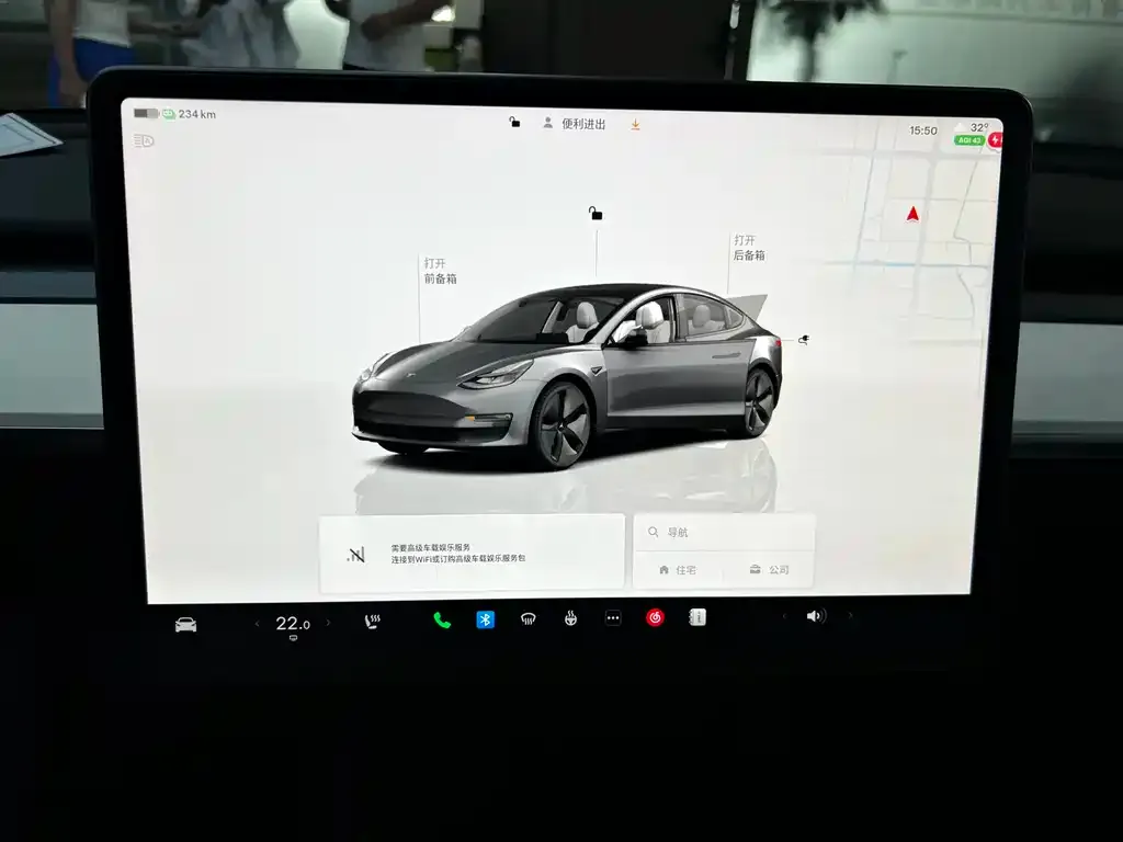 Tesla Model 3 — фото 9