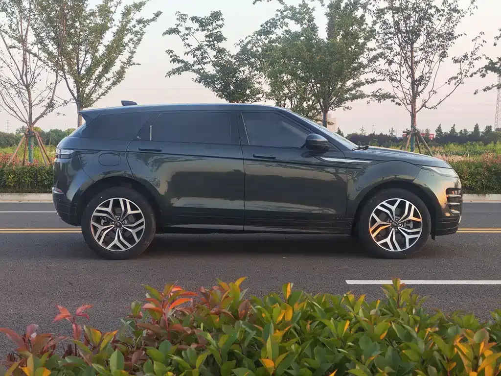 Land Rover Evoque — фото 6
