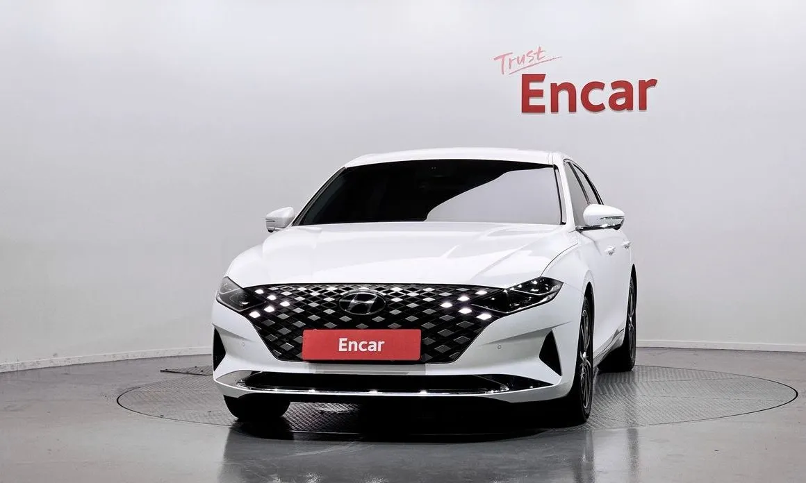 Hyundai Grandeur 2022 из KR, фото 3