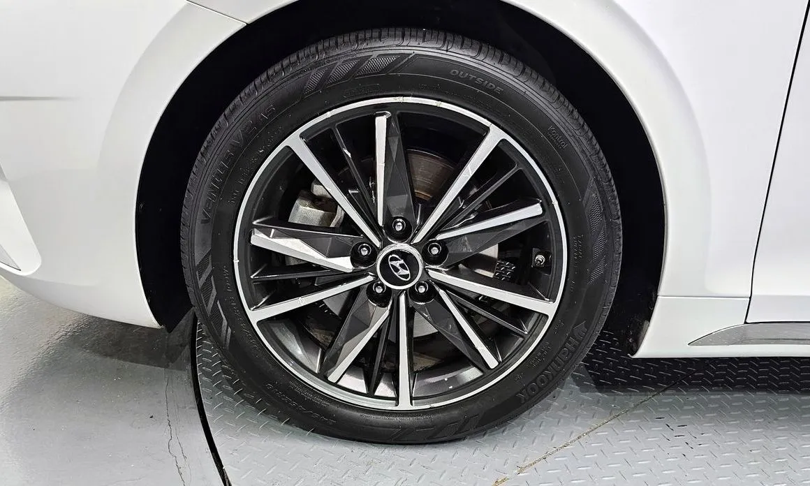 Hyundai Grandeur 2022 из KR, фото 9