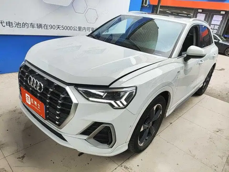 Audi Q3 2022 из CN, фото 1
