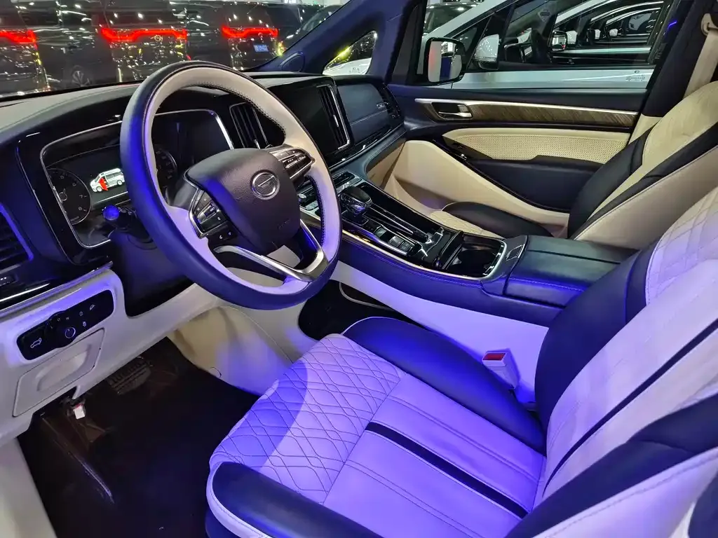 GAC Motor Trumpchi M8 — фото 6