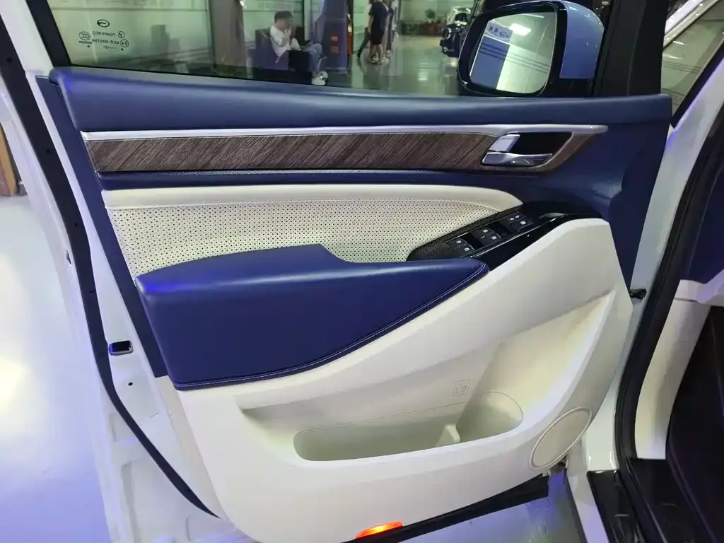 GAC Motor Trumpchi M8 — фото 5