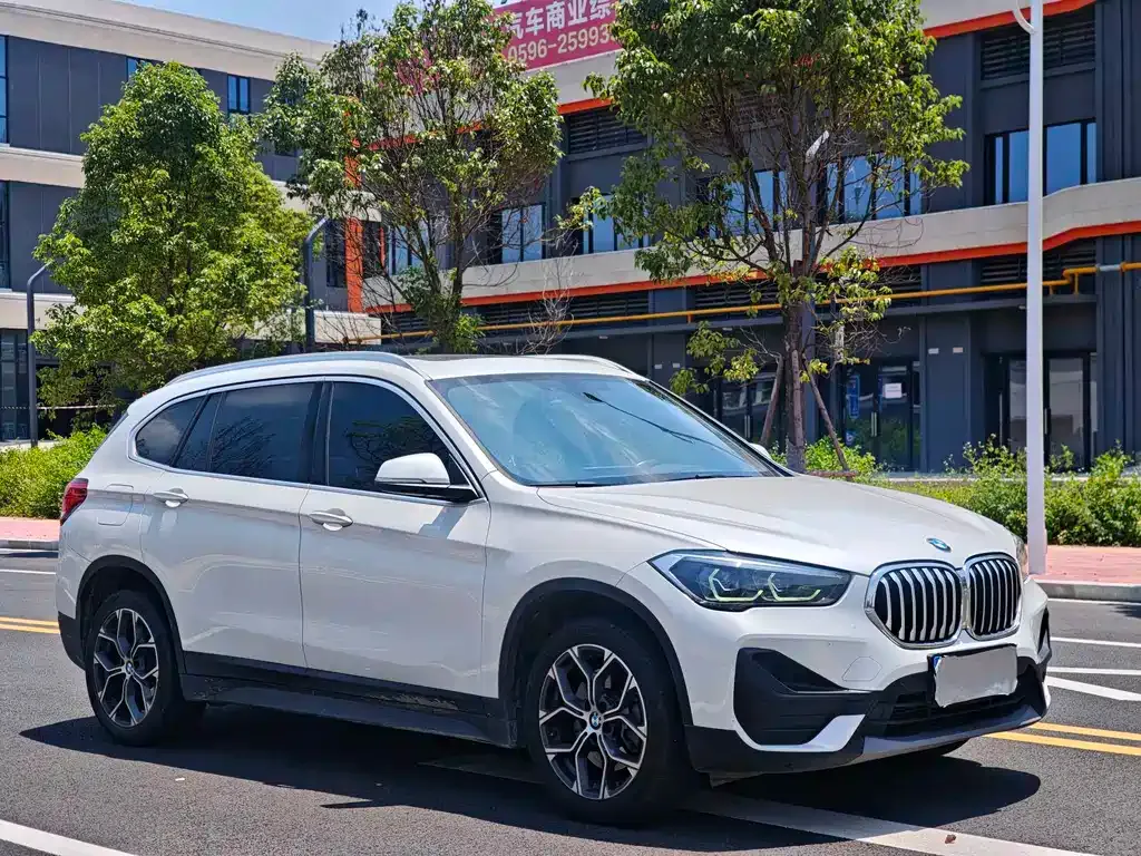 BMW X1 — фото 4