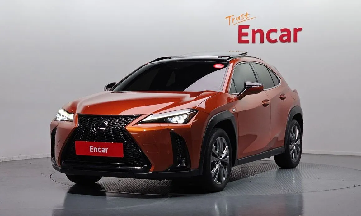 Lexus UX