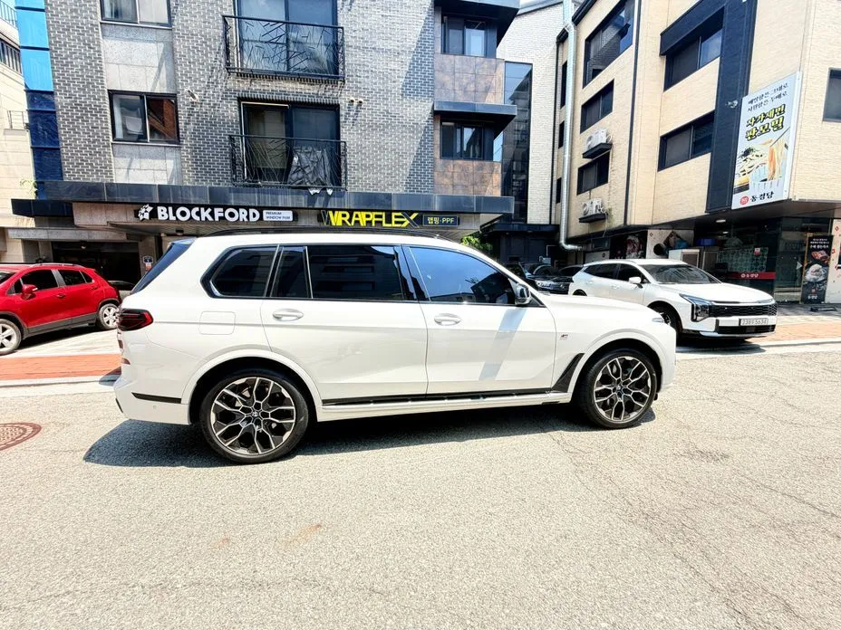 BMW X7 2025 из KR, фото 7