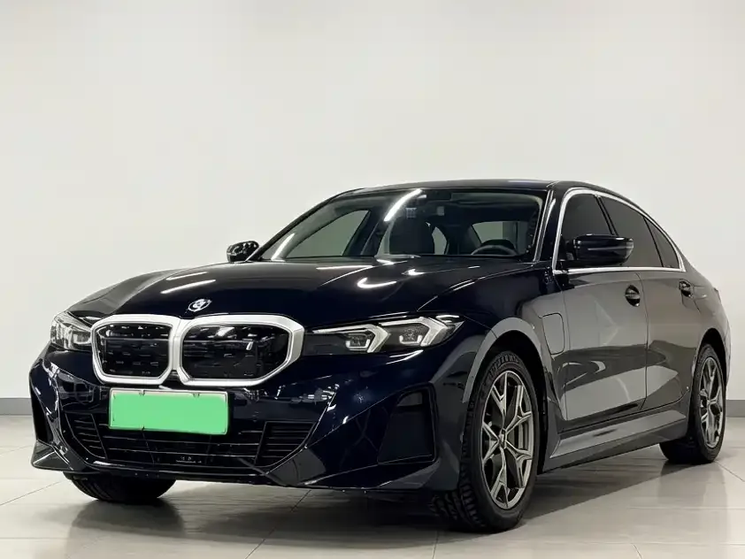BMW i3 — фото 1