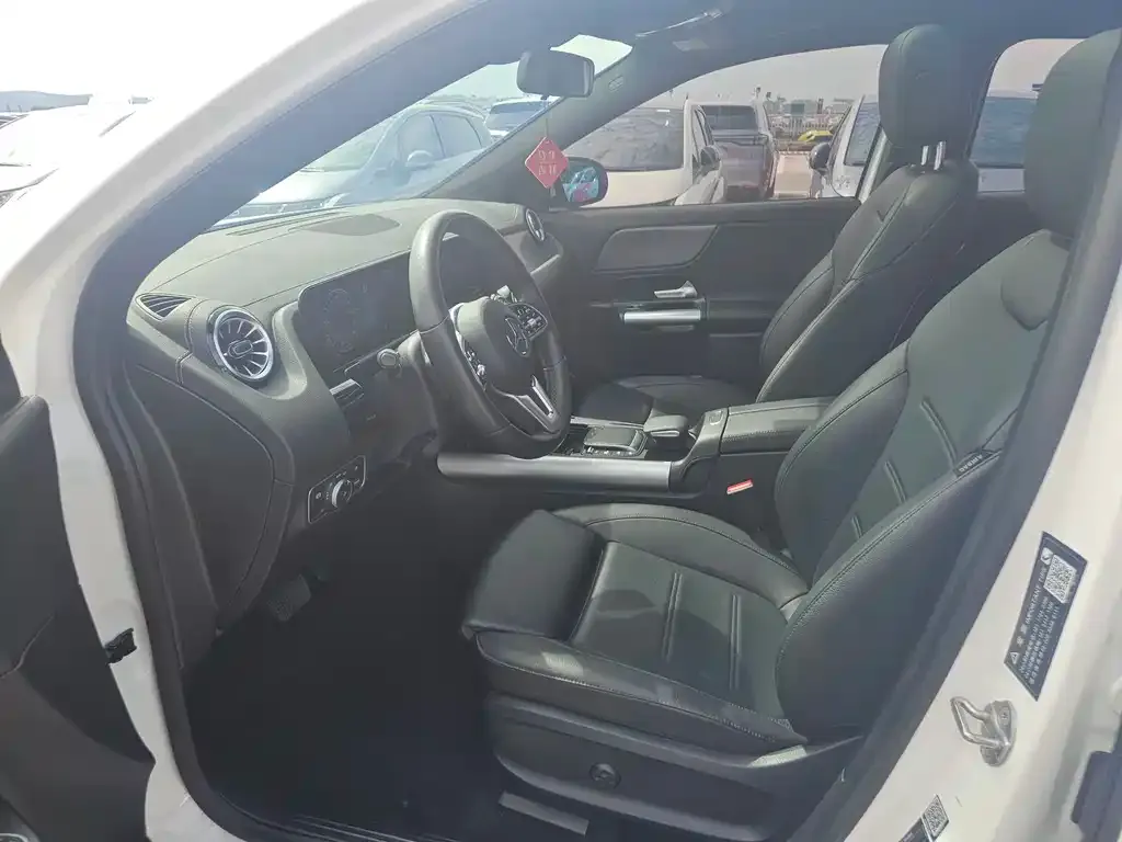 Mercedes-Benz EQA 2023 из CN, фото 8