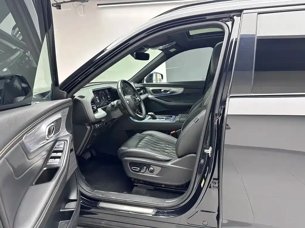 GAC Motor Trumpchi GS8 — фото 4