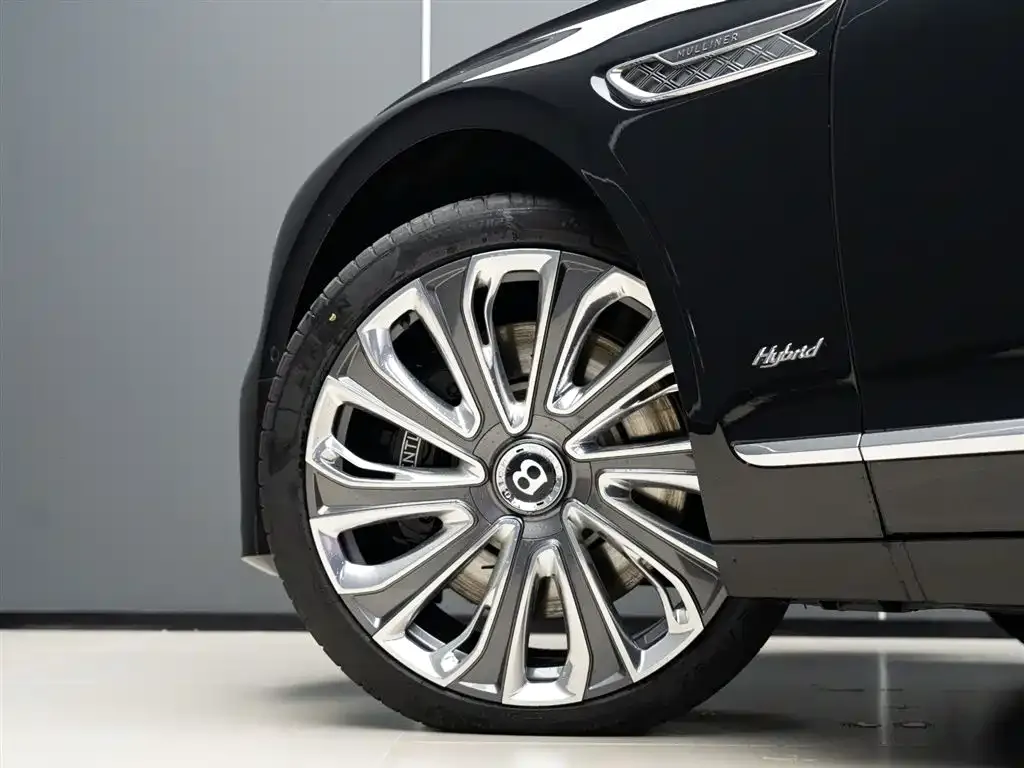 Bentley Flying Spur PHEV 2022 из CN, фото 8