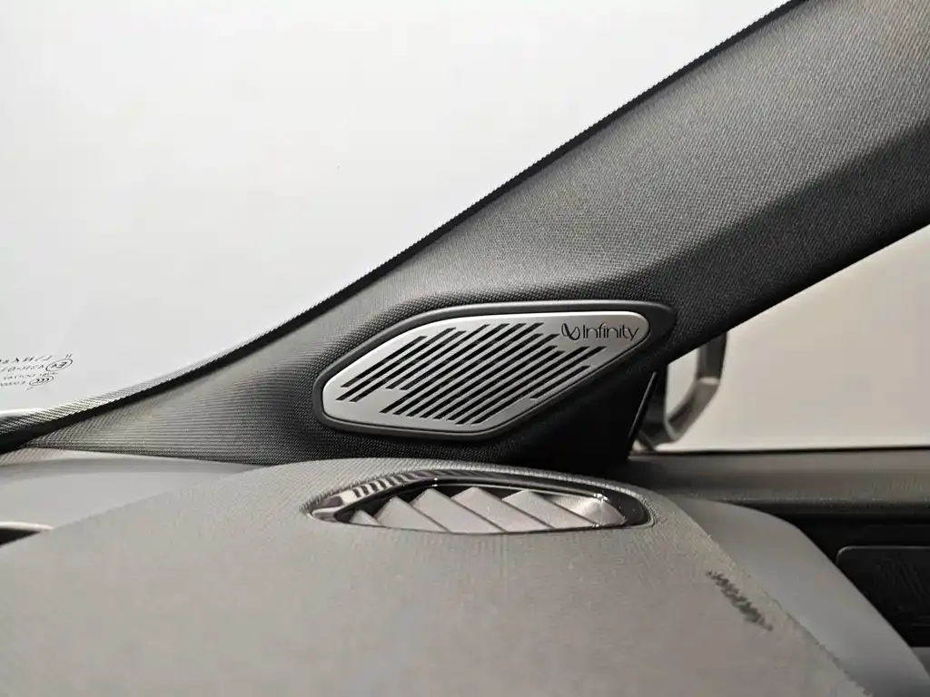 Lynk & Co 02 Hatchback 2022 из CN, фото 3