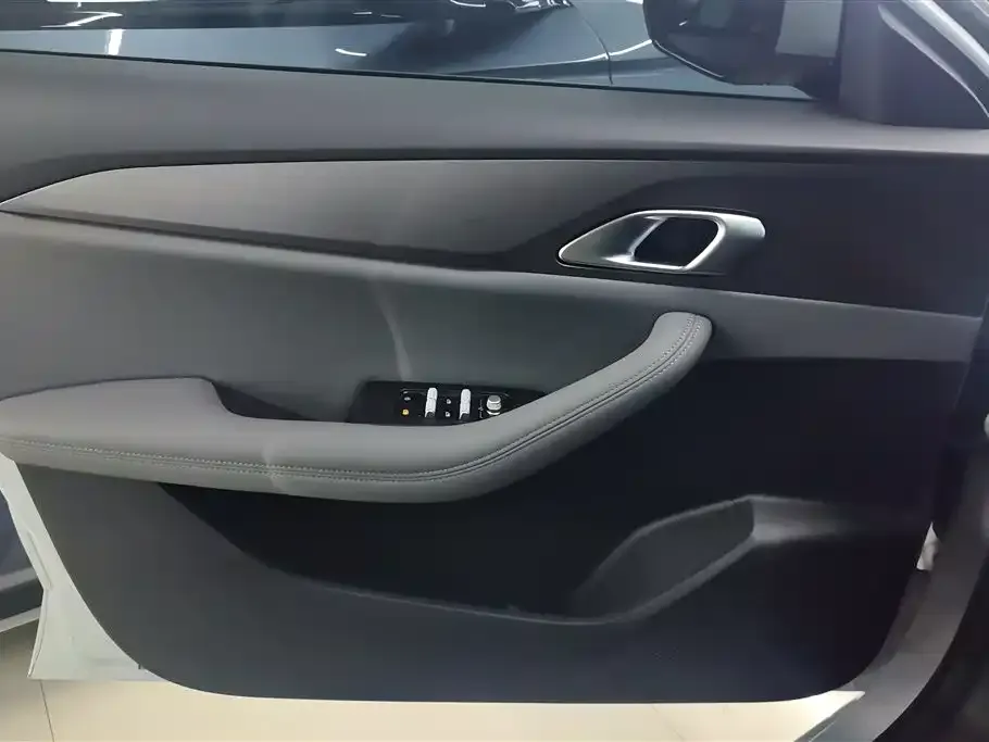 Geely 银河A7 EM 2025 из CN, фото 3