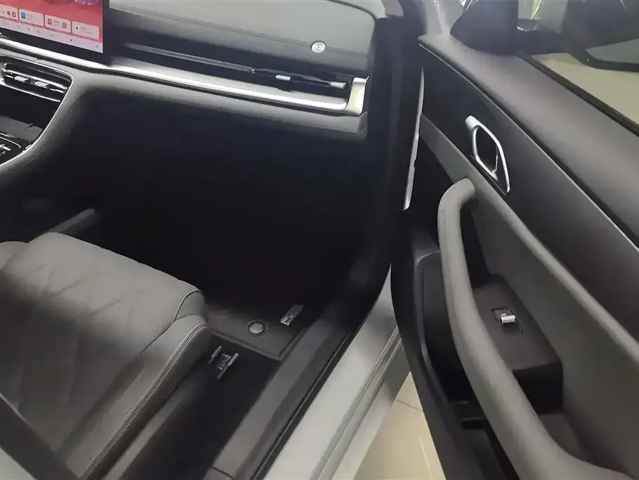 Geely 银河A7 EM 2025 из CN, фото 4