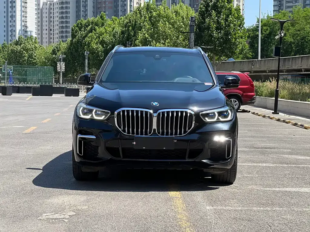 BMW X5 — фото 2