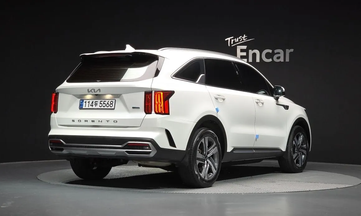 Kia Sorento — фото 9